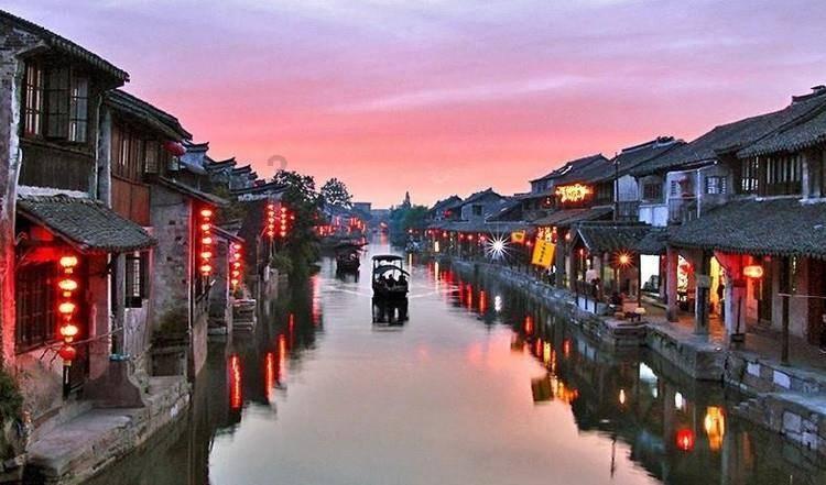 嵩明交警:紧盯“一早一午一晚”重点时段 做好冬季交通事故预防工作